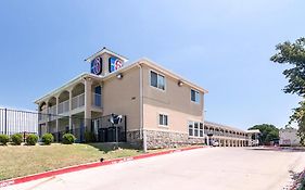 Econo Lodge Azle Tx